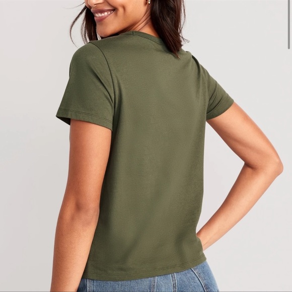 NWT OLD NAVY EveryWear V-Neck Slub-Knit T- SHIRT Color:
Alpine Tundra SIZE XL - Picture 3 of 7